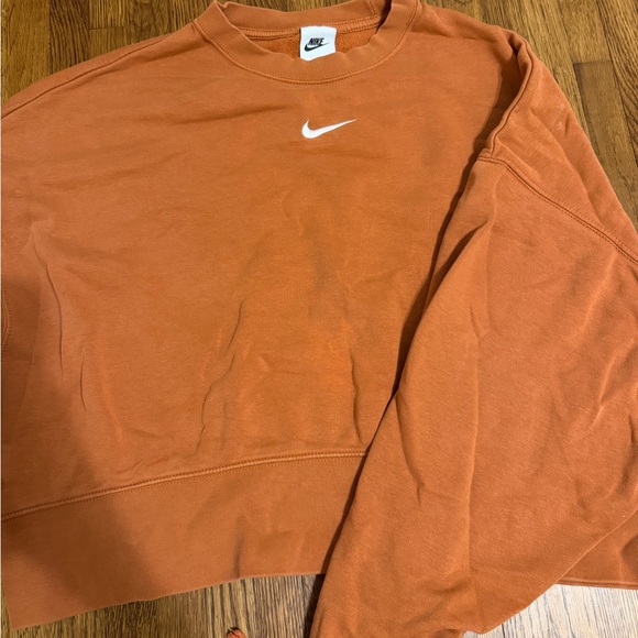 Matching Nike set - Picture 5 of 5